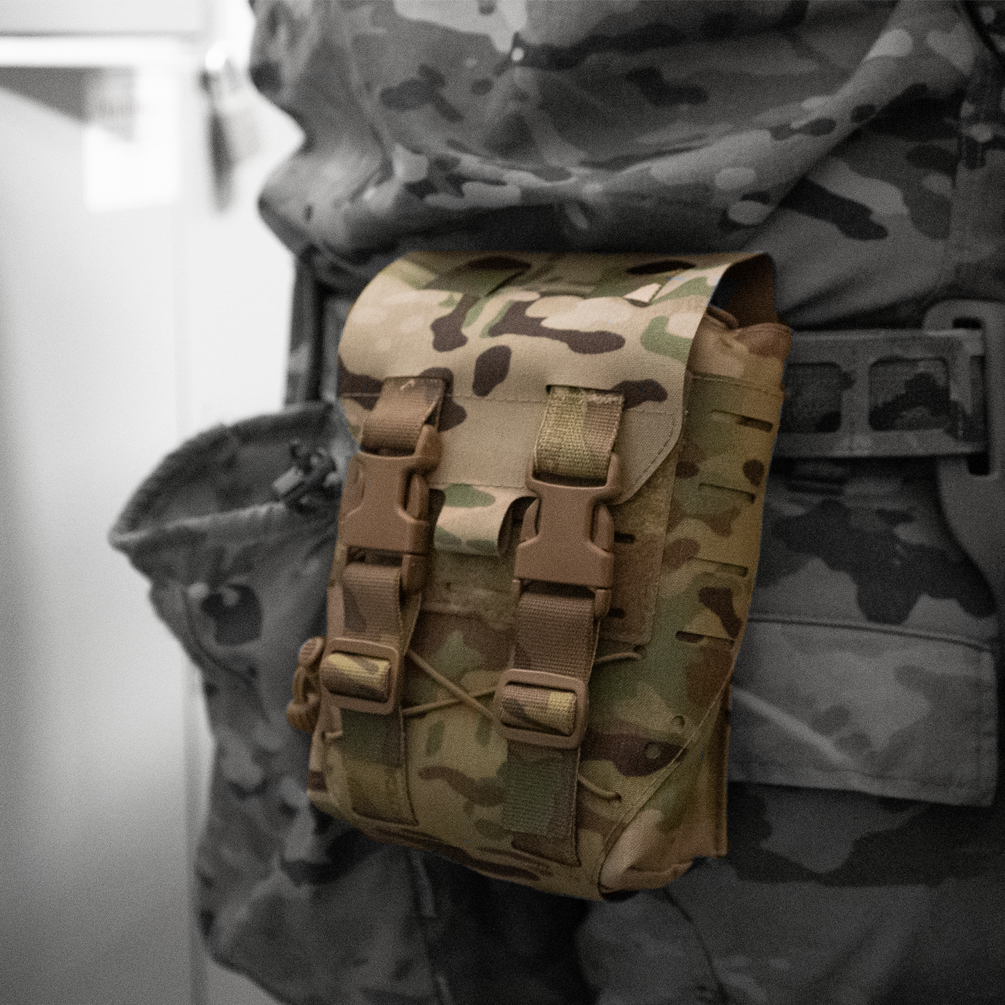 Buckle Pouch